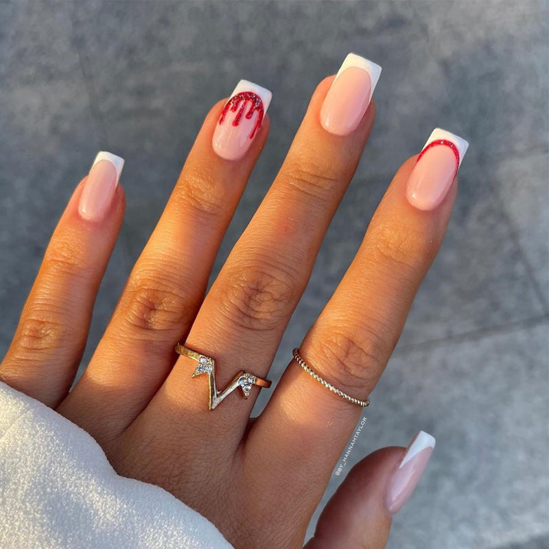 Elegante Stiletto Press-On Nagelkunst mit Strass-Akzenten Brehn