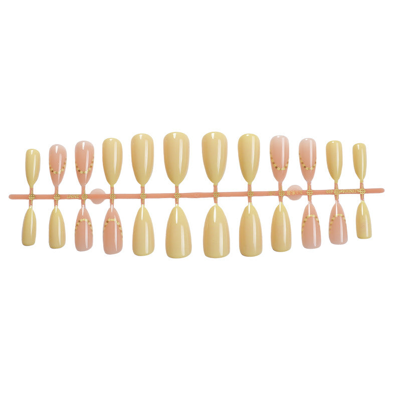 Elegantes natürliches Finish Press-On-Nagelset Brehn