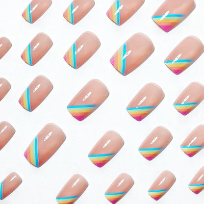 Elegante Regenbogen French Tip Nagelkunst Brehn