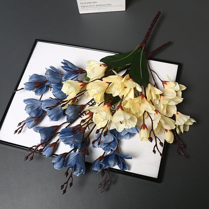 Realistische künstliche Orchideenarrangement