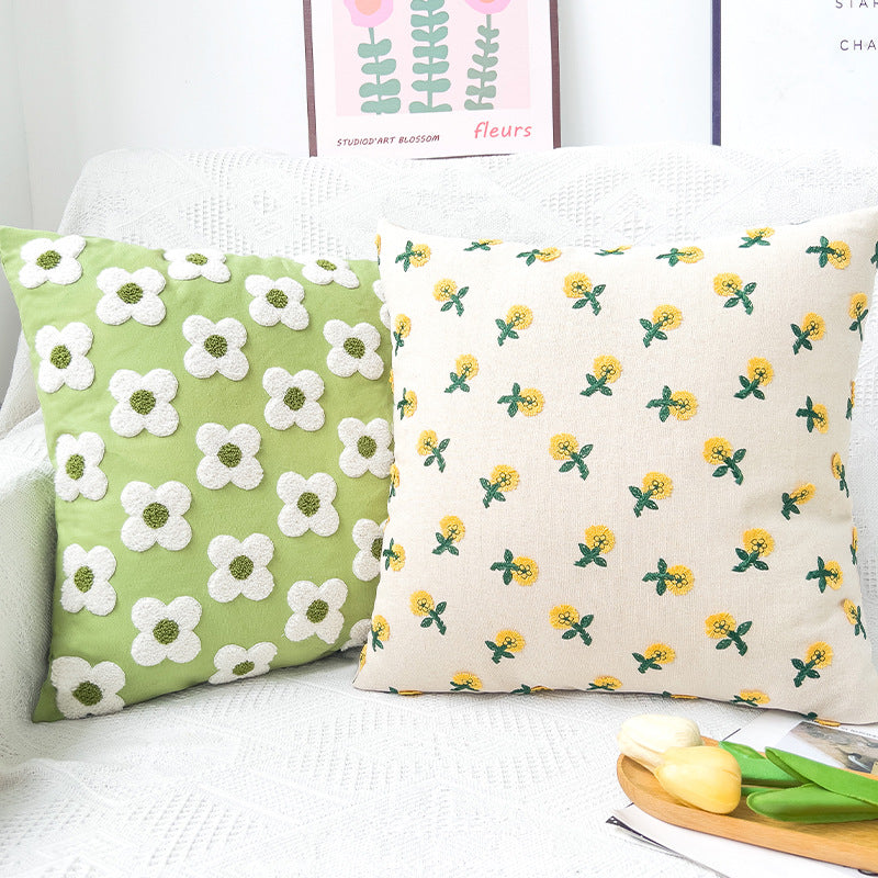 Quadratischer dekorativer Kissenbezug mit handtuftetem Blumen‑Tufting Brehn