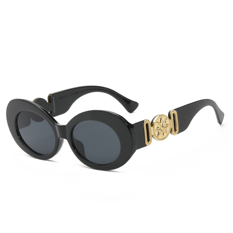 Damen modische Sonnenbrille mit auffälligen goldenen Akzenten Brehn