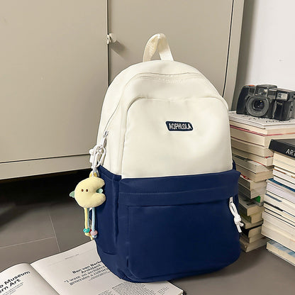 Vielseitiger lässiger Rucksack mit süßem Schlüsselanhänger Brehn