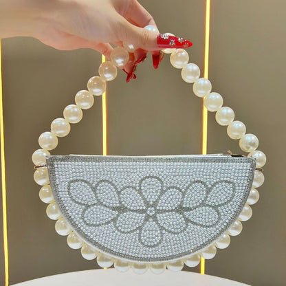 Perlenbestickte Blumen-Abendtasche