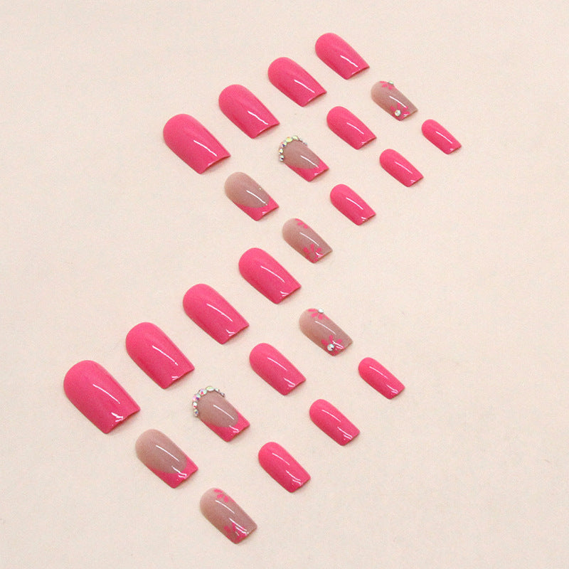 Künstlerische florale Press-On-Nageldesigns Brehn
