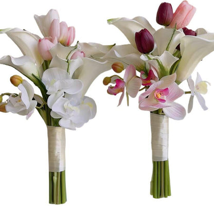Eleganter künstlicher Blumenstrauß mit gemischten Blüten
