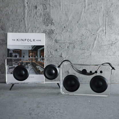 Retro-inspirierte transparente Radio