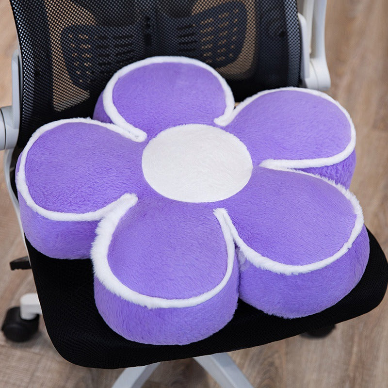 Gepolstertes Sitzkissen in Blumenform mit Kunstleder‑Mittelstück und flauschiger Randpolsterung
