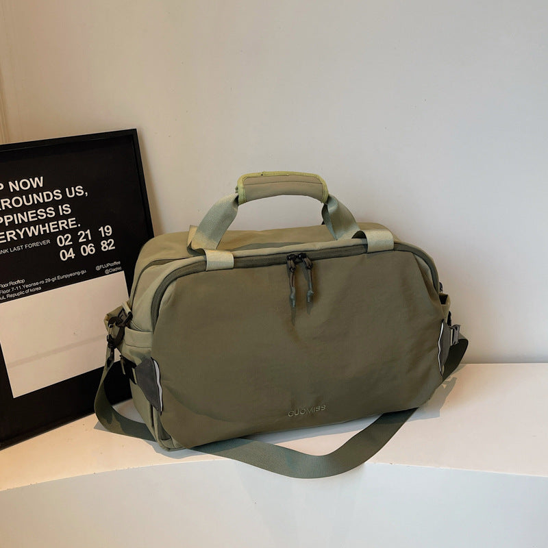 Sportliche Reisetasche Mit Mehreren Praktischen Fächern Brehn
