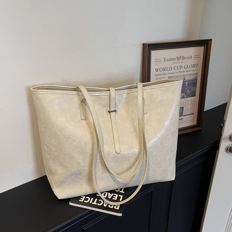 Elegante und Geräumige Tragetasche Brehn