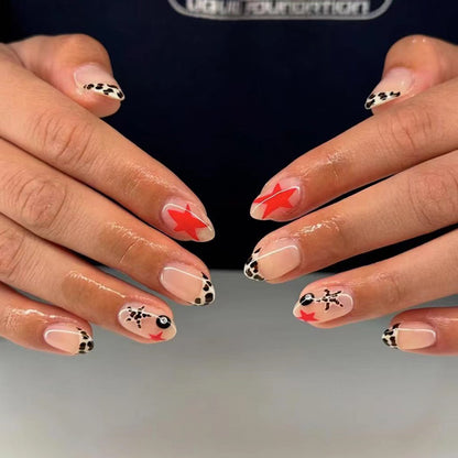 Kunstnagelset mit verspielten Tier- und Sternedesigns Brehn