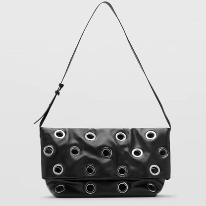 Ösen Akzentierte Schultertasche