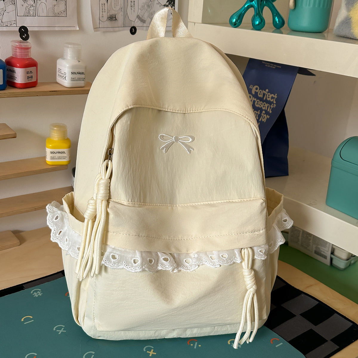 Stilvoller Bestickter Rucksack mit Schleifenakzent Brehn