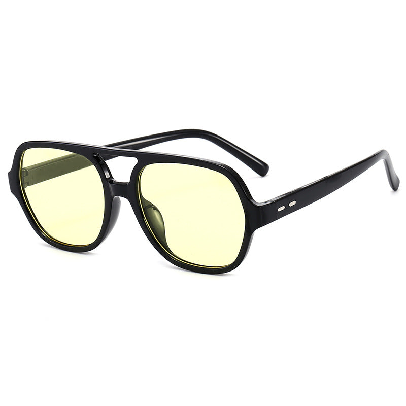 Damen quadratische Brille mit klarem Rahmen und modischem Design Brehn