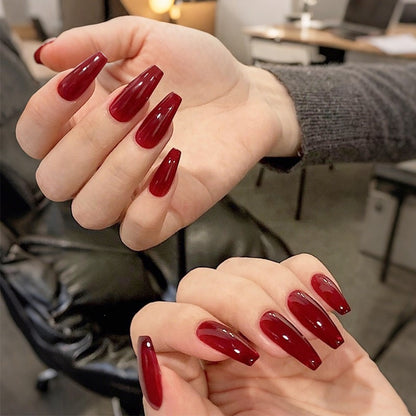 Kunstnagelset mit Glitzer- und Schneeflocken-Design Brehn