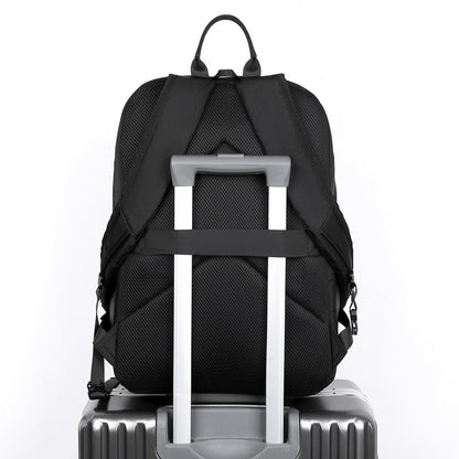 Schlanker Multifunktionaler Reise-Rucksack Brehn