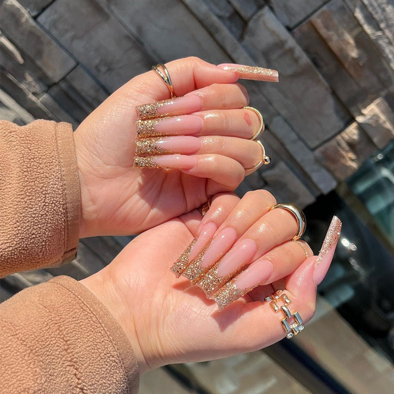 Glamouröse Glitzer-Stiletto Press-On Nägel Brehn