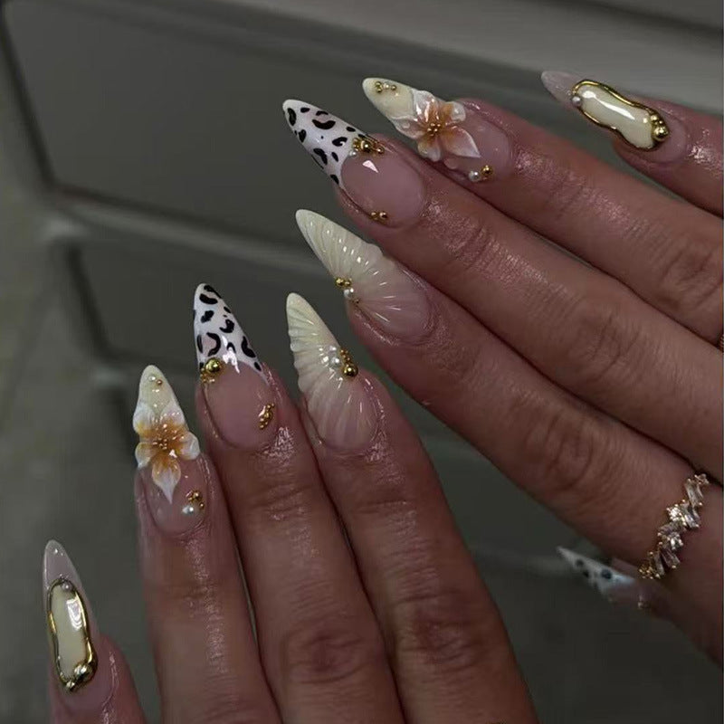 Ornate Stiletto Nagelkunst Erweiterungen Brehn