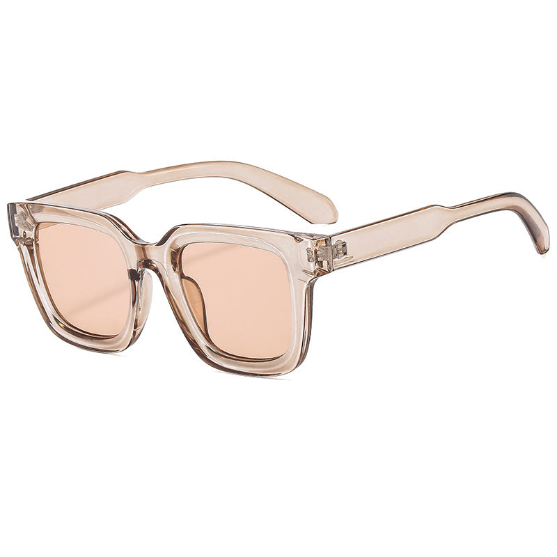 Damen modische Sonnenbrille im auffälligen Design Brehn