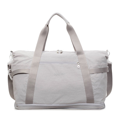Sportliche Reisetasche Mit Vielseitigen Aufbewahrungsmöglichkeiten Brehn