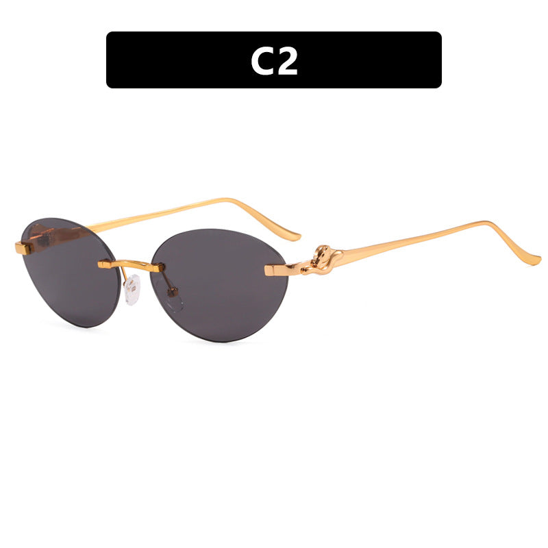 Damen runde Sonnenbrille mit elegantem, halbtransparentem Rahmen und modischen Details Brehn
