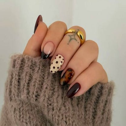 Trendiges Mehrfarbiges Nagelkunstset