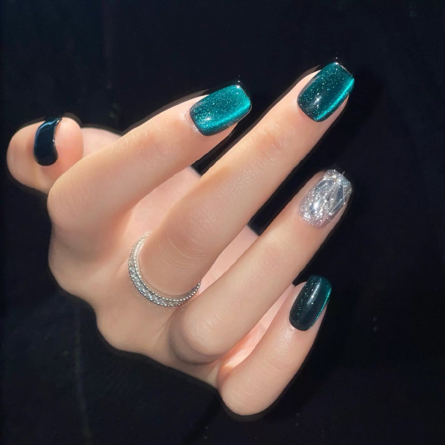 Funkelndes Acryl Press-On Nagelset Brehn