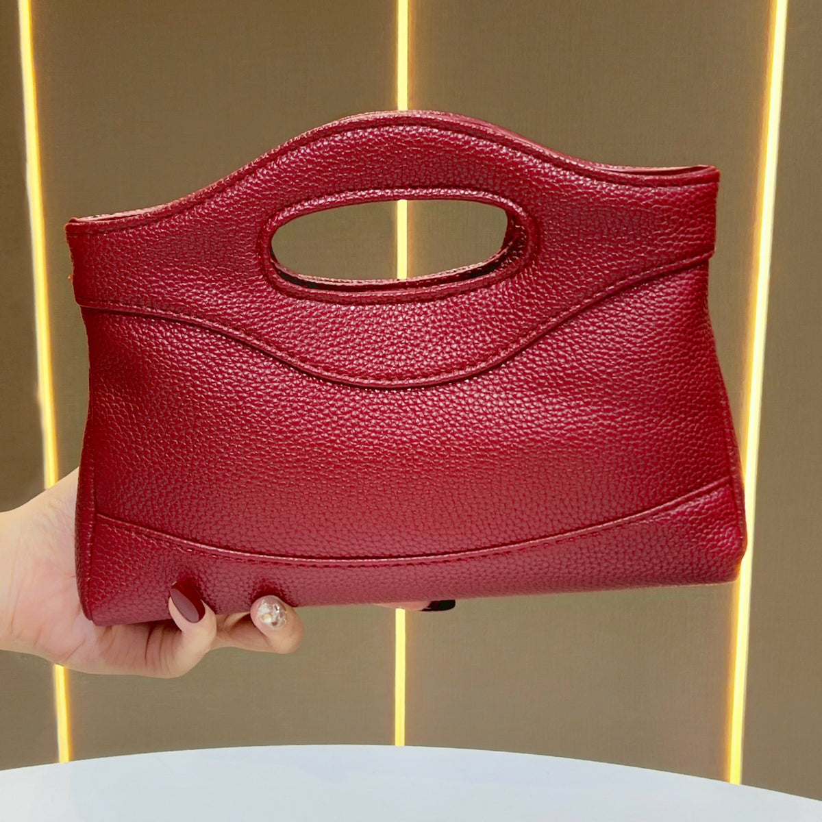 Texturierte Abendhandtasche