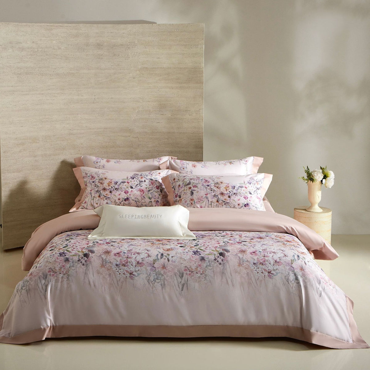 Luxus Floral Baumwollsatin Bettbezug Set mit Kontrastsaum und Kissenbezügen