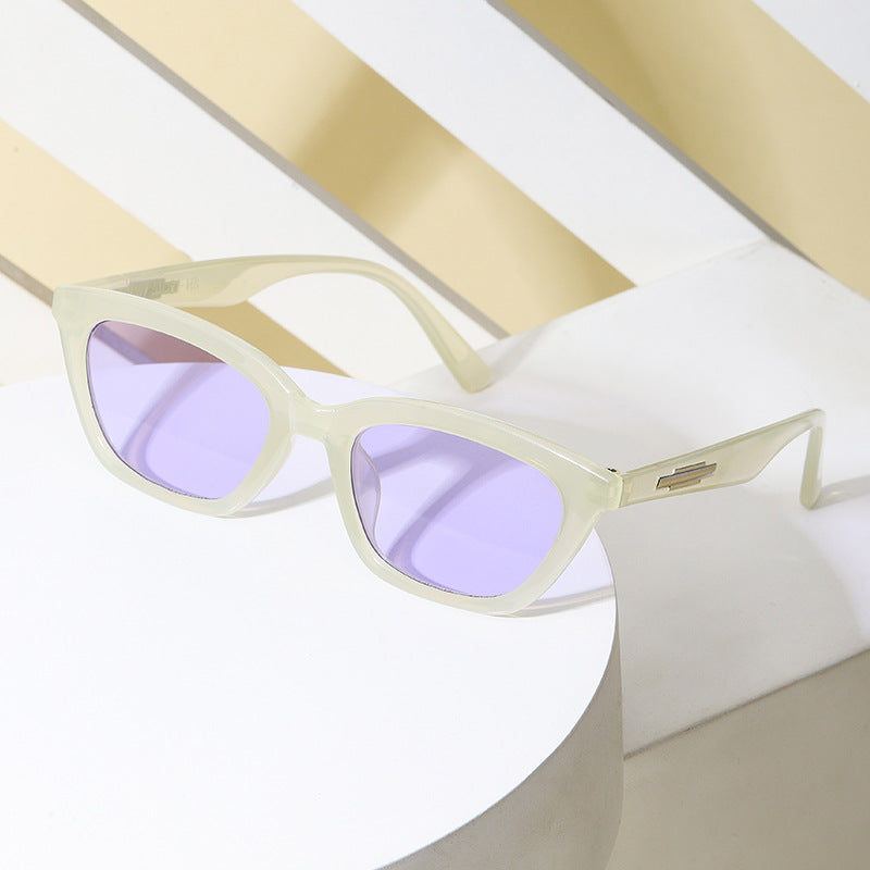 Damen modische Cat-Eye Sonnenbrille mit transparentem Rahmen und verspiegelten Gläsern Brehn