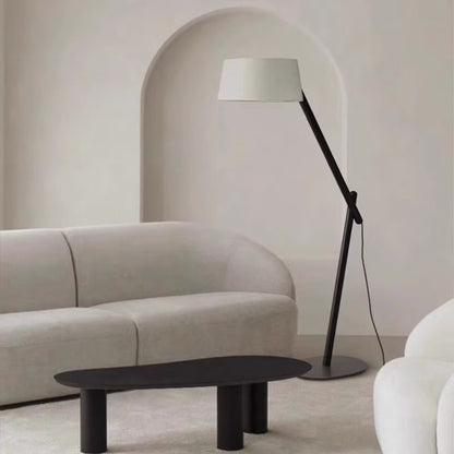 Verstellbare Holz-Stehlampe