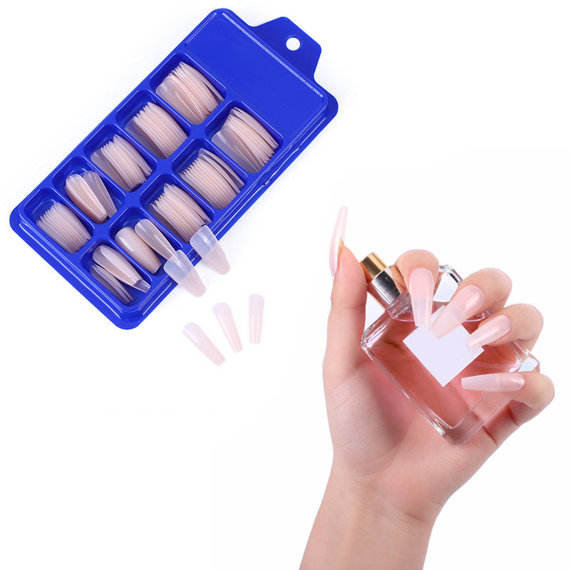 Kunstnägel Set mit verschiedenen stylischen Formen Brehn