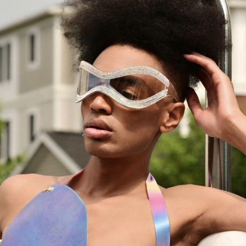 Damen glamouröse Sonnenbrille mit strassbesetztem Rahmen Brehn
