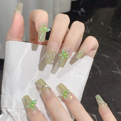Kunstvolle Nagelspitzen Design Brehn
