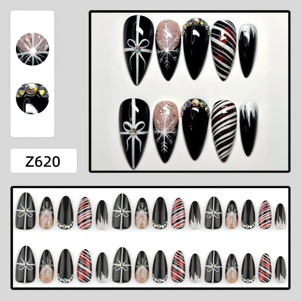 Kunstnagel-Set mit festlichem Design und Glitzerakzenten Brehn