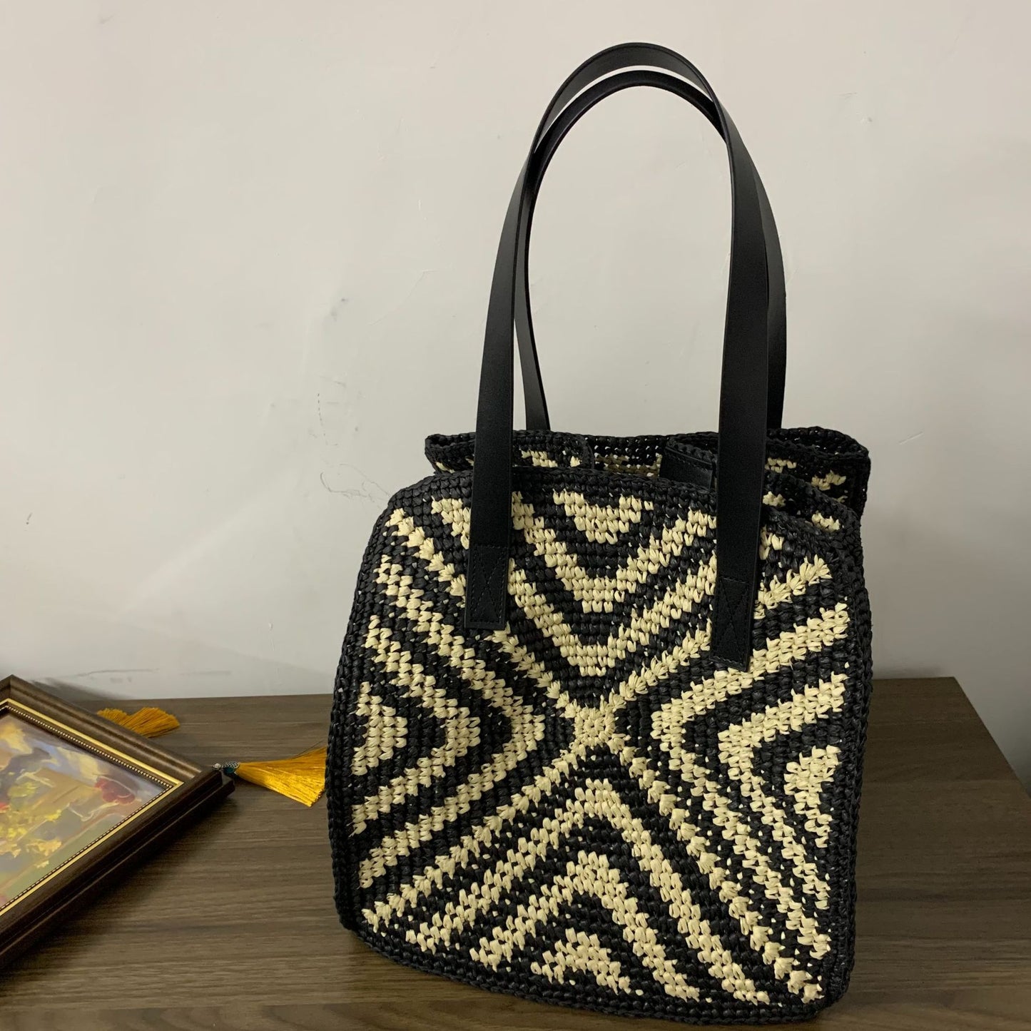 Designer Korbtasche mit Grafischem Muster Brehn