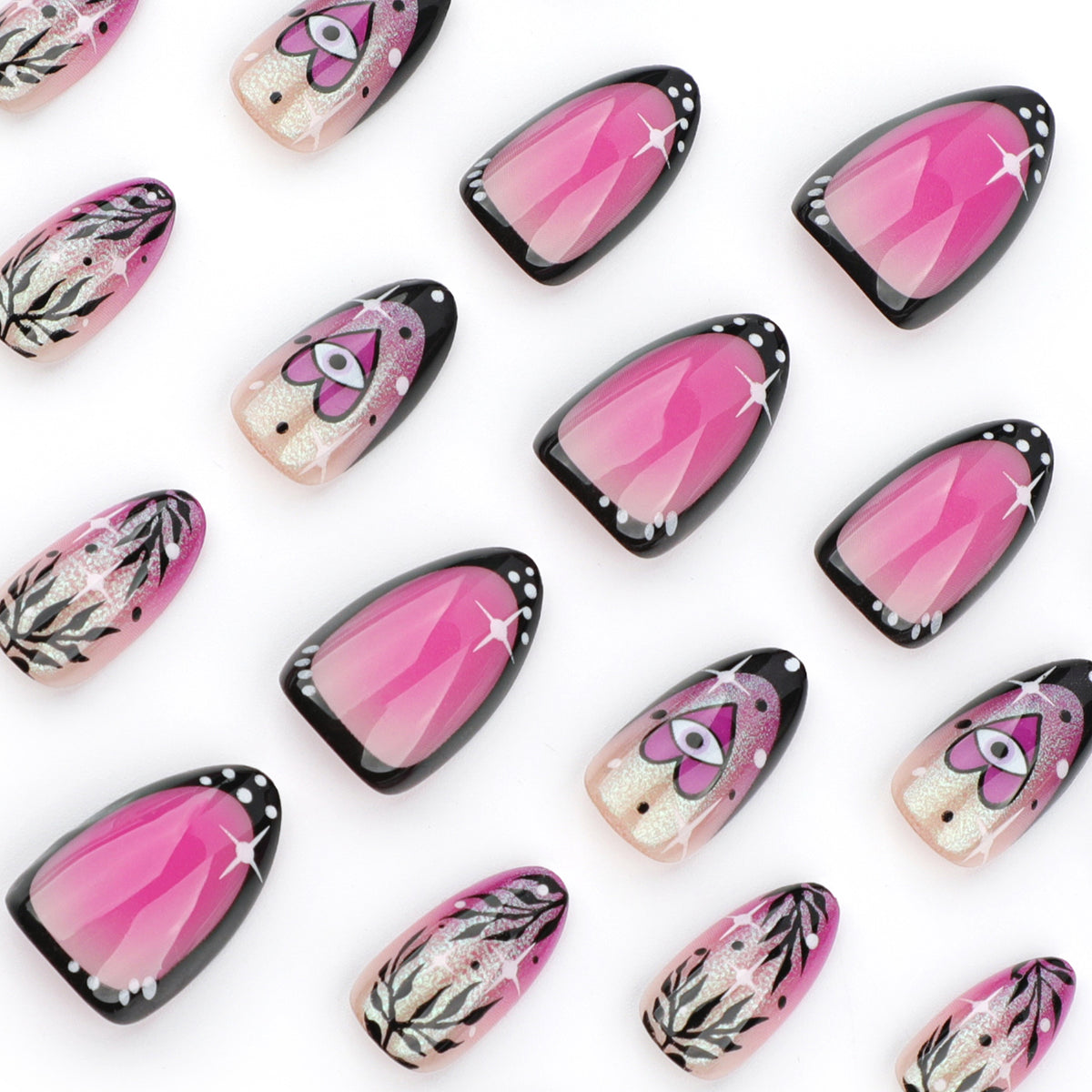 Kunstvolle Nagelkunst mit floralem Design und glamourösen Akzenten Brehn