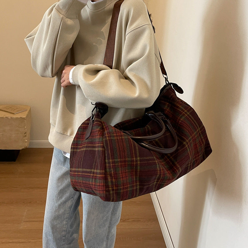 Stylische Karierte Reisetasche Brehn