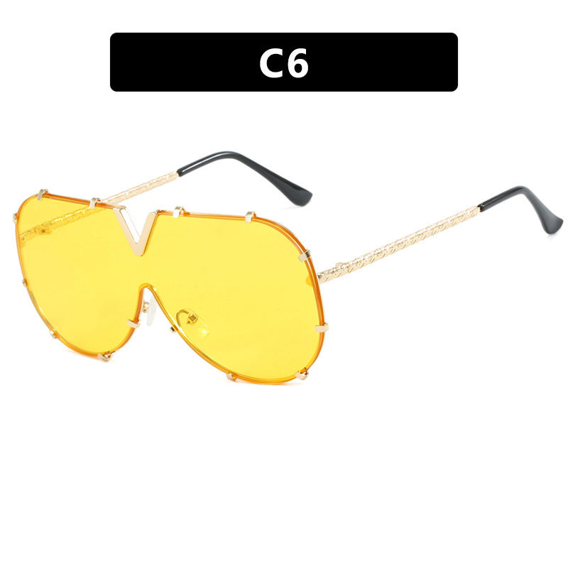 Damen oversized Schutzbrille im modernen Design Brehn