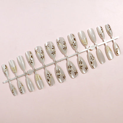Elegantes Designer Press-On-Nagelset Brehn