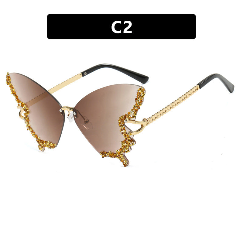 Damen große Cat-Eye Sonnenbrille mit funkelndem Strassbesatz und elegantem Rahmen Brehn