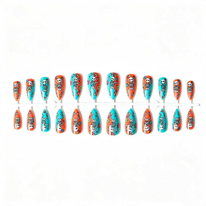 Halloween-inspiriertes Skelett-Nagelkunst-Set