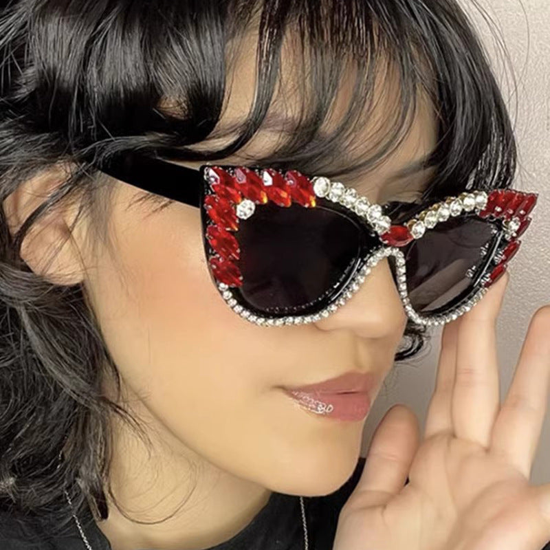 Damen Glamouröse Cat-Eye Sonnenbrille mit extravagantem Crystal-Verzierung Brehn