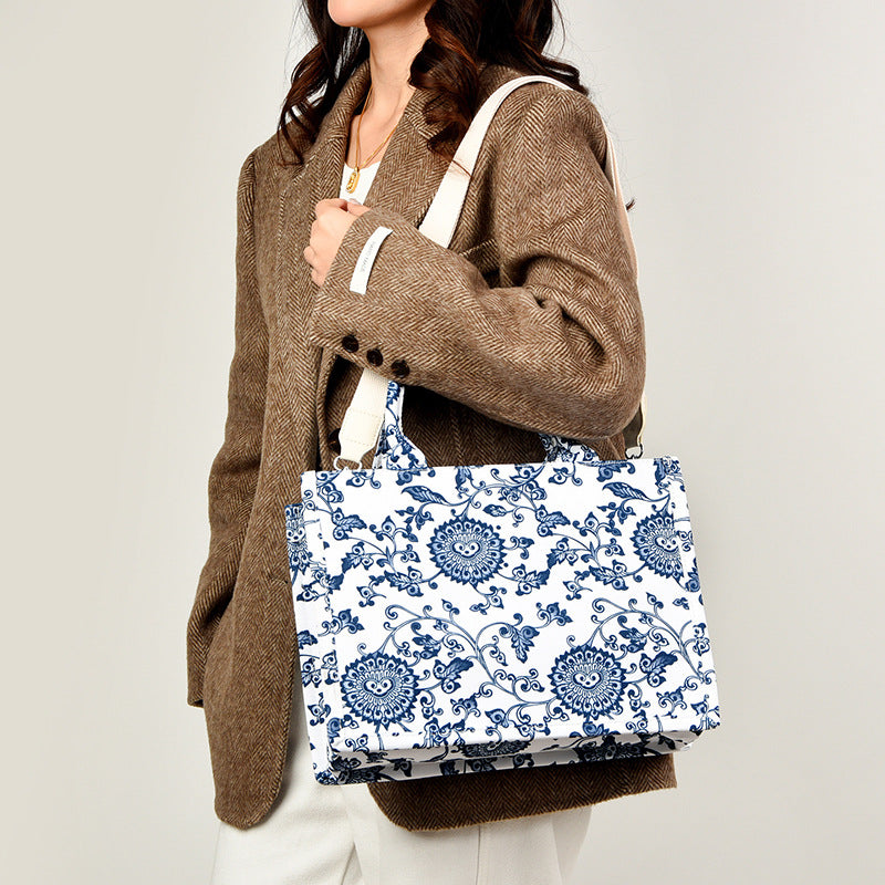 Blumenmuster Schultertasche Brehn