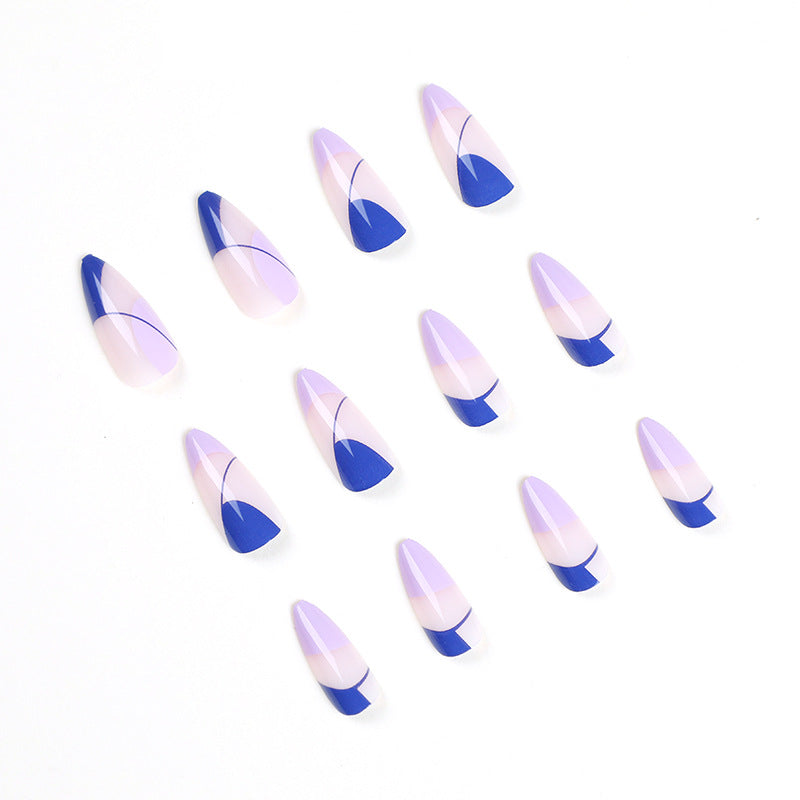 Kunstvolle Nagelkunst mit eleganten Farbverläufen Brehn