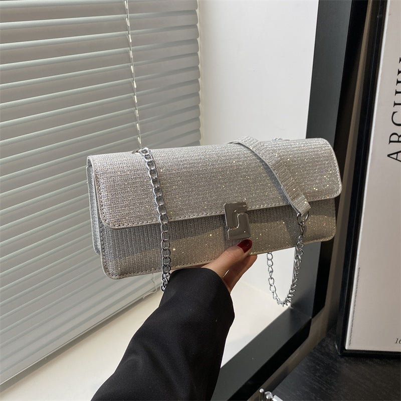 Elegante Nieten Abend-Clutch