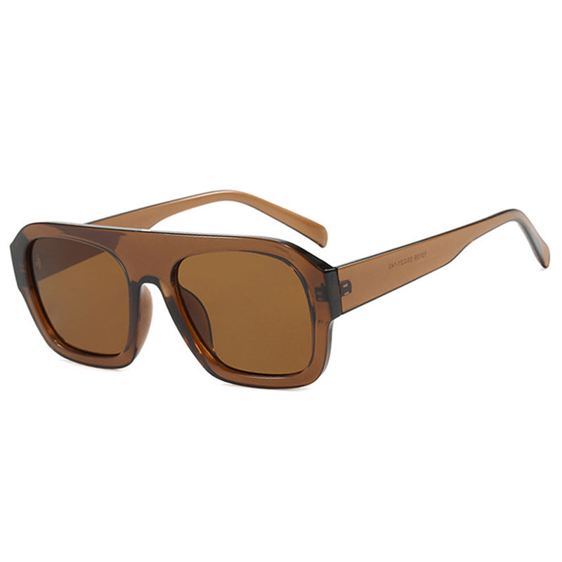 Damen modische Sonnenbrille mit robustem Rahmen und breiten Gläsern Brehn