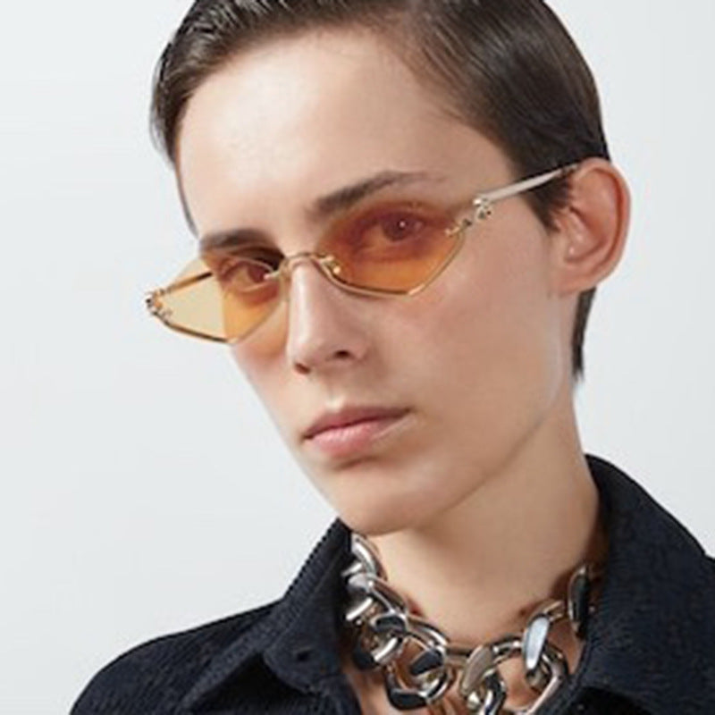 Damen Sonnenbrille im eleganten, geometrischen Design Brehn