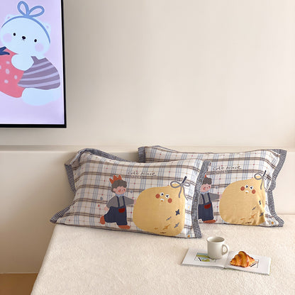 Kinder-Kissenbezüge mit niedlicher Bär-Applikation und kariertem Musselin-Look