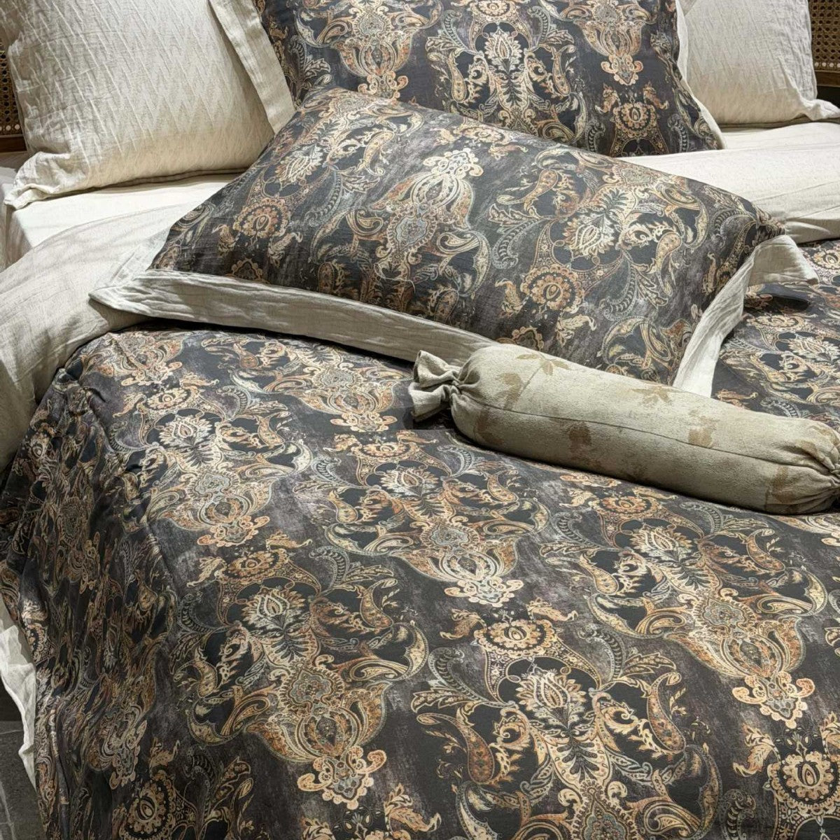 Bettwäschegarnitur Paisley-Jacquard aus Baumwoll-Perkal mit Leinenoptik-Rand